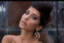 Carica l'immagine nel visualizzatore di Gallery, Orecchini Foglia