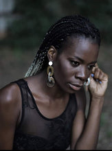 Carica l'immagine nel visualizzatore di Gallery, Orecchini 3 anelle