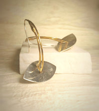 Carica l'immagine nel visualizzatore di Gallery, Orecchini mezza luna