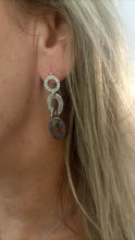 Carica l'immagine nel visualizzatore di Gallery, Orecchini 3 anelle