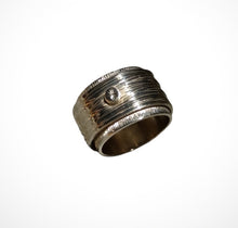 Carica l'immagine nel visualizzatore di Gallery, anello fascia 1