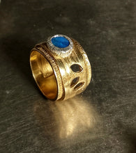 Carica l'immagine nel visualizzatore di Gallery, Anello Fascia con Opale