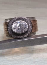 Carica l'immagine nel visualizzatore di Gallery, anello in metallo misto, anello in argento sterling