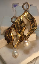 Carica l'immagine nel visualizzatore di Gallery, Orecchini Foglia