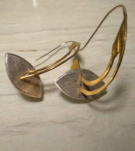 Load image into Gallery viewer, Orecchini mezza luna
