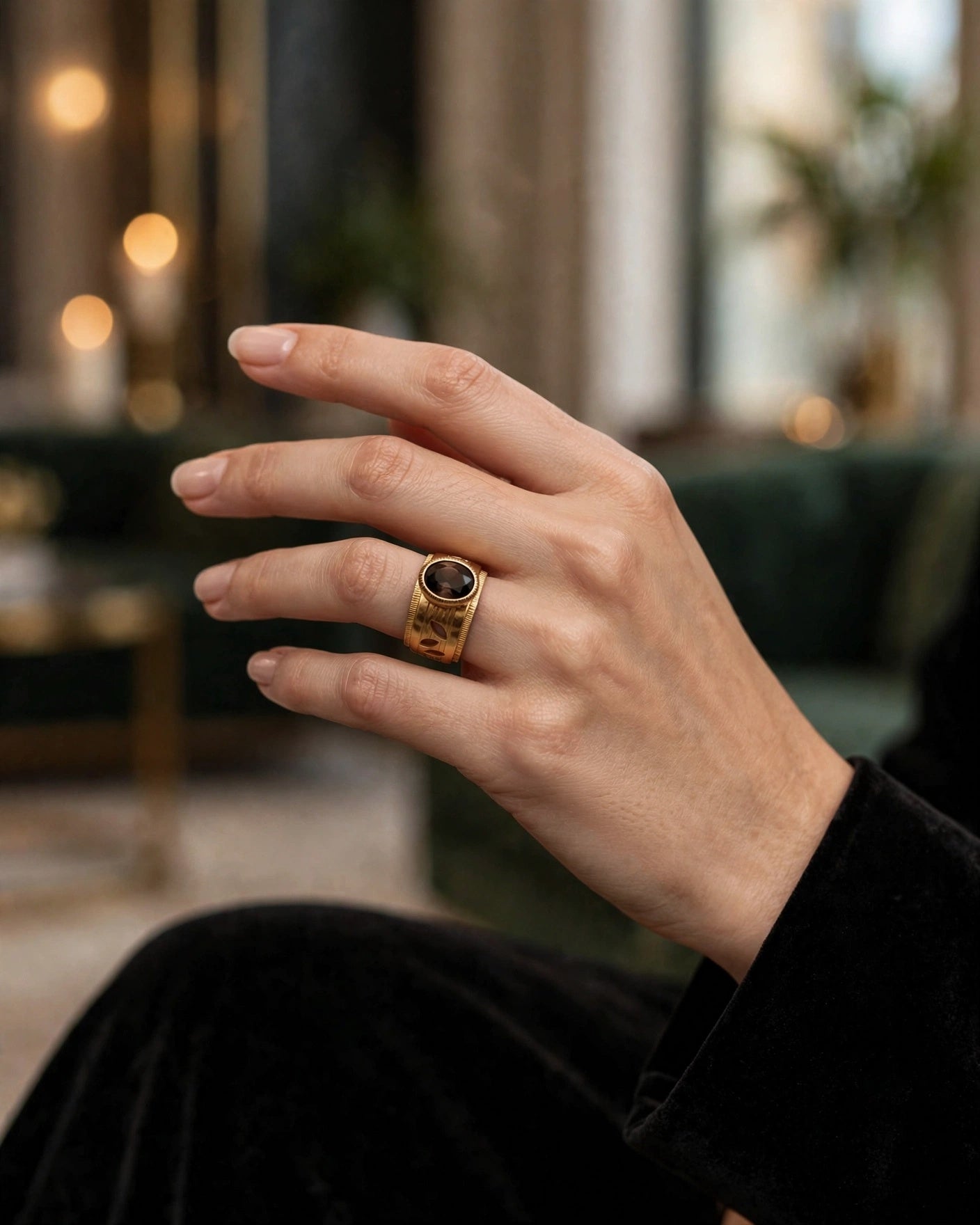 Band ring with Smoky Quartz