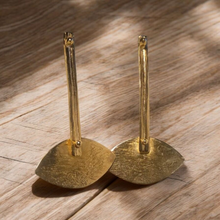 Carica l&#39;immagine nel visualizzatore di Gallery, Orecchini almendra
