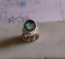 Carica l'immagine nel visualizzatore di Gallery, Anello Fascia Labradorite
