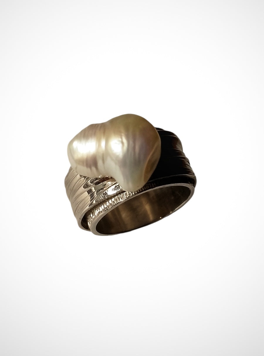 Anello  Fascia con perla di fiume