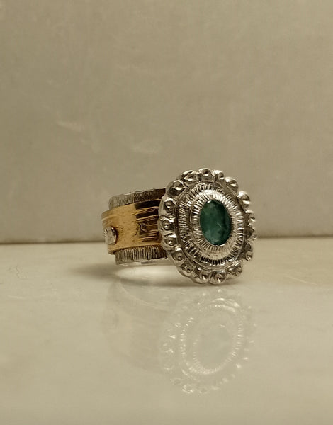 anello fascia smeraldo sintetico