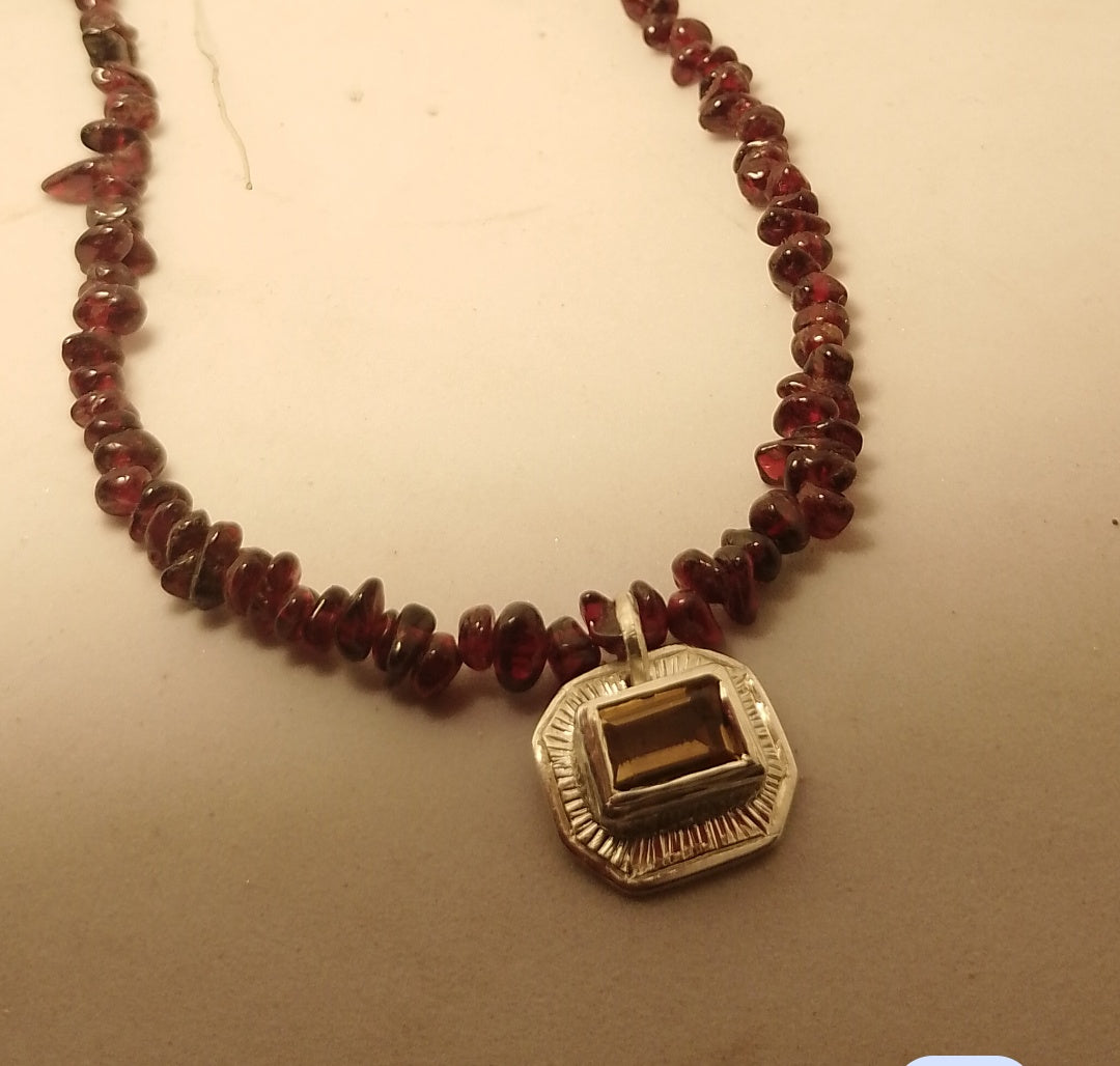 COLLANA GRANATO E CITRINO
