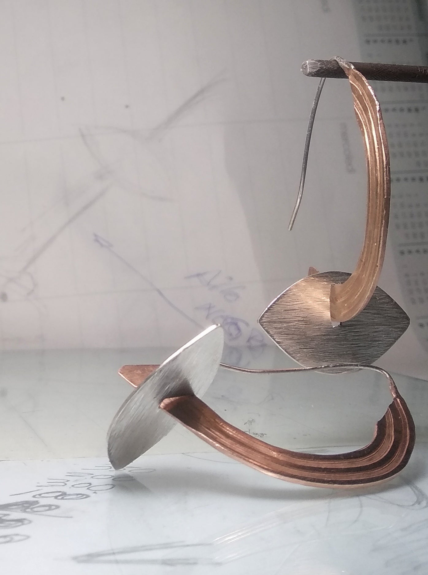 Orecchini cerchio, orecchini collezione nuova, unici , orecchini elegante, 